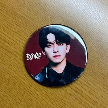 Amazon.co.jp: MAZZEL Parade エイキ EIKI 缶バッジ 缶バッチ